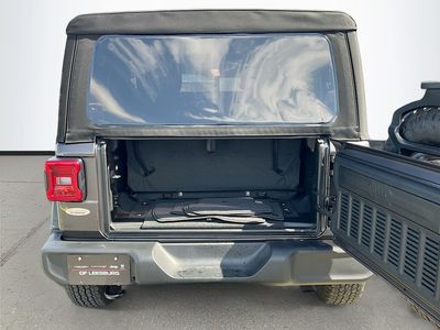 2024 Jeep Wrangler - Photo 24