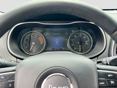 2022 Jeep Cherokee - Photo 12