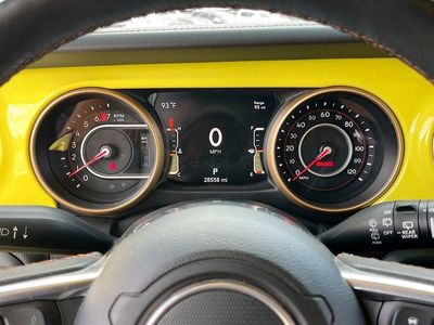 2022 Jeep Wrangler - Photo 12
