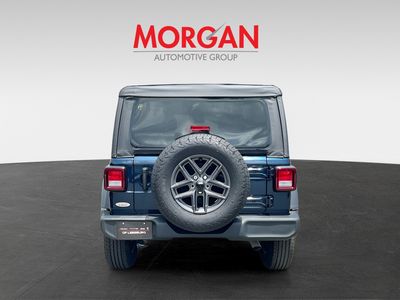 2025 Jeep Wrangler - Photo 6