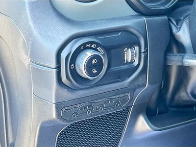2024 Jeep Gladiator - Photo 19