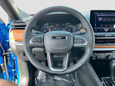 2025 Jeep Compass - Photo 11