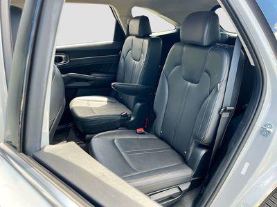 2024 Kia Sorento - Photo 25