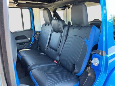 2022 Jeep Wrangler - Photo 25