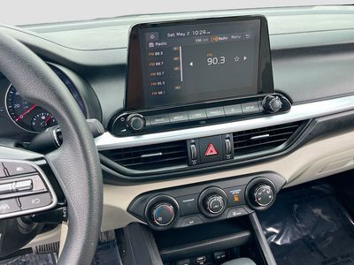 2023 Kia Forte - Photo 14