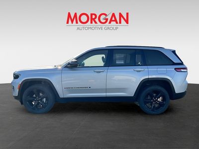 2023 Jeep Grand Cherokee - Photo 4