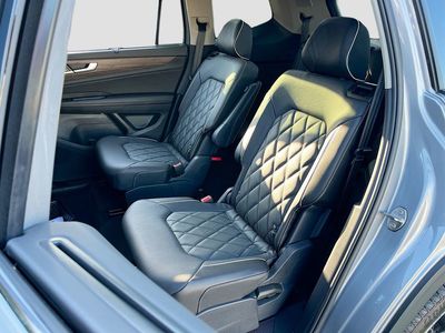 2025 Volkswagen Atlas - Photo 24