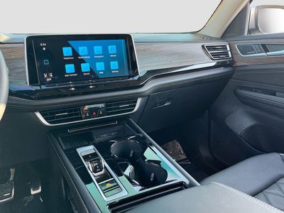 2025 Volkswagen Atlas - Photo 23