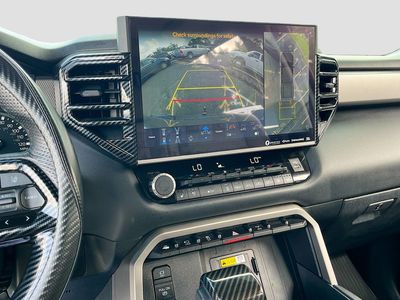 2022 Toyota Tundra - Photo 13