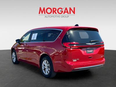 2025 Chrysler Pacifica - Photo 5