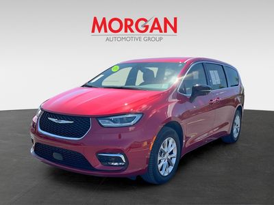 2025 Chrysler Pacifica - Photo 3