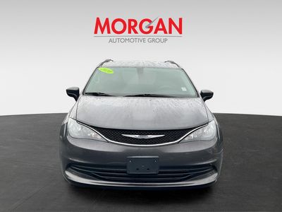 2020 Chrysler Voyager - Photo 2