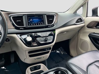 2020 Chrysler Voyager - Photo 21