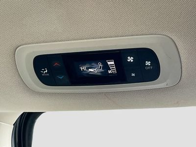 2020 Chrysler Voyager - Photo 23
