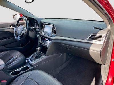 2017 Hyundai Elantra - Photo 29