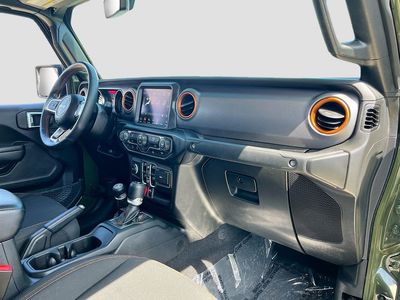 2023 Jeep Gladiator - Photo 27