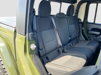 2023 Jeep Gladiator - Photo 25
