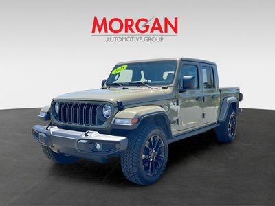 2025 Jeep Gladiator - Photo 3