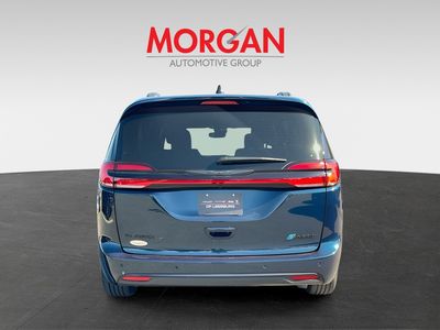 2024 Chrysler Pacifica Hybrid - Photo 6