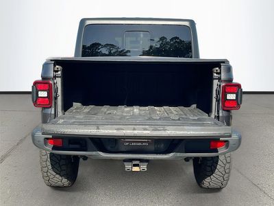 2021 Jeep Gladiator - Photo 25