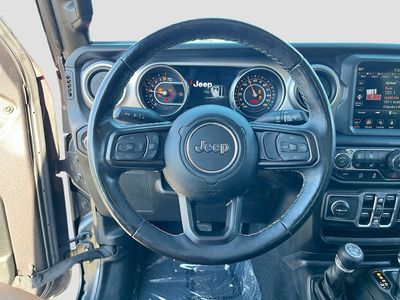 2021 Jeep Gladiator - Photo 11
