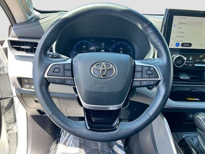2023 Toyota Highlander - Photo 11