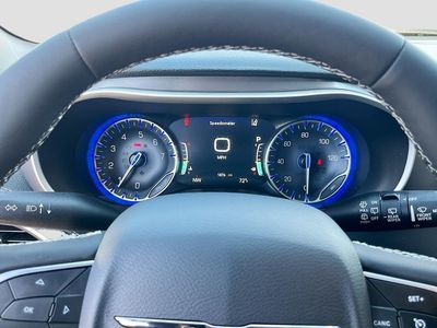 2026 Chrysler Pacifica - Photo 12