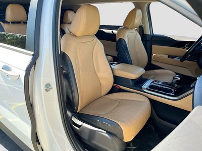 2022 Kia Carnival - Photo 29