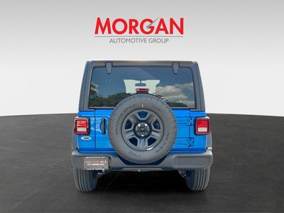 2026 Jeep Wrangler - Photo 6