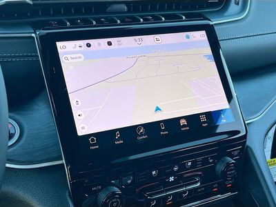 2025 Jeep Grand Cherokee - Photo 13
