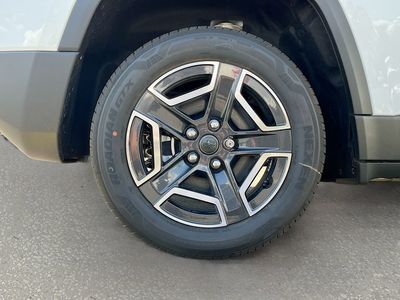 2026 Jeep Cherokee - Photo 30