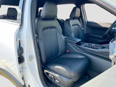 2026 Jeep Cherokee - Photo 28