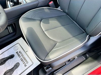 2026 Chrysler Pacifica - Photo 19