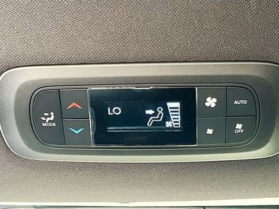 2026 Chrysler Pacifica — photo 26 view