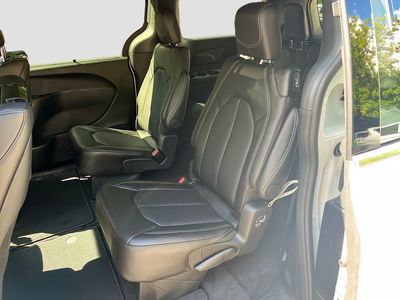 2026 Chrysler Pacifica — photo 24 view