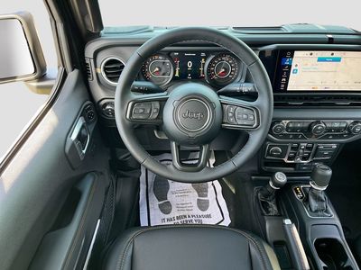 2026 Jeep Gladiator - Photo 21