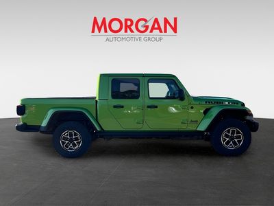 2026 Jeep Gladiator — photo 8 view