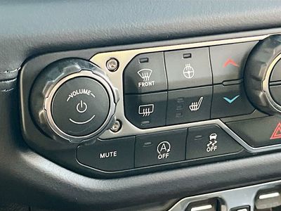 2026 Jeep Gladiator - Photo 20