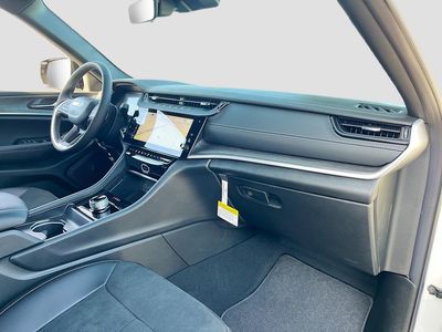 2026 Jeep Grand Cherokee - Photo 28