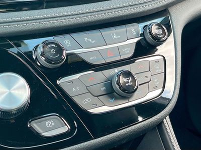 2026 Chrysler Pacifica - Photo 13