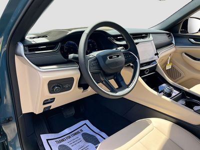 2026 Jeep Grand Cherokee - Photo 9