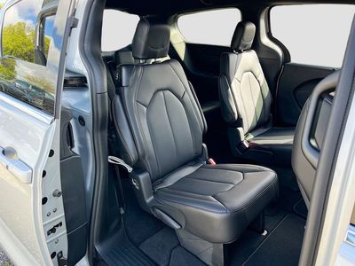 2026 Chrysler Voyager - Photo 26