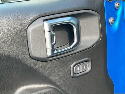 2026 Jeep Wrangler - Photo 17