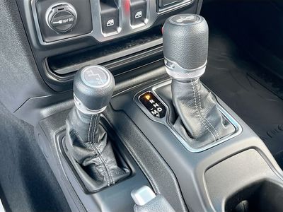 2026 Jeep Wrangler - Photo 16