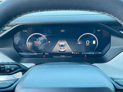 2026 Jeep Cherokee - Photo 12