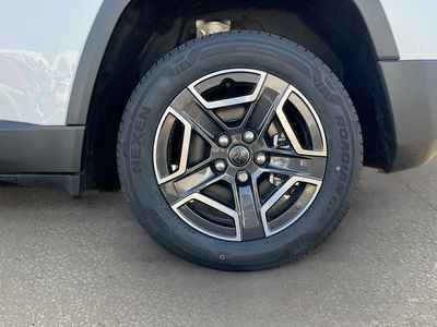 2026 Jeep Cherokee - Photo 28