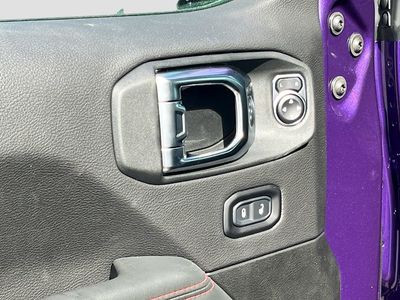 2026 Jeep Gladiator - Photo 18