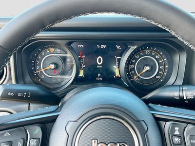 2026 Jeep Gladiator - Photo 12