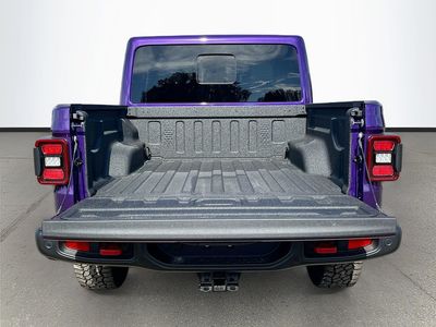 2026 Jeep Gladiator - Photo 25