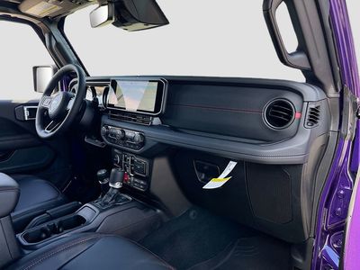 2026 Jeep Gladiator - Photo 28